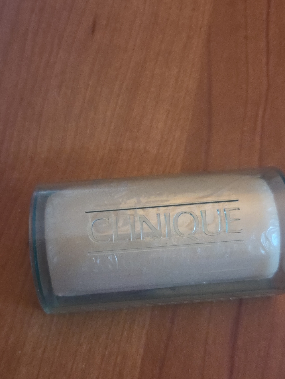 Clinique Vintage Fascial Soap Mild. 1.5oz  In Travel Case